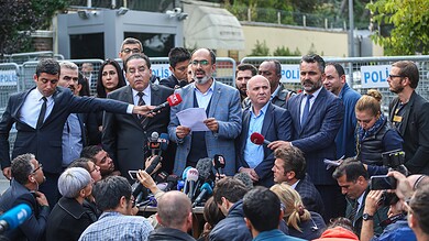 فريق اعلامي للإخونجية