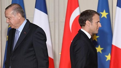 ماكرون يتهم أردوغان بإطلاق الأكاذيب