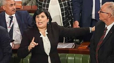 زعيمة الدستوري الحر