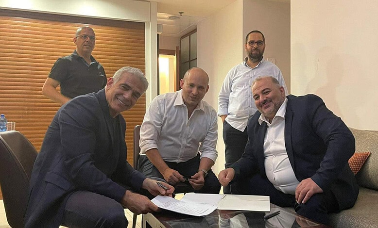 الإخونجي عباس