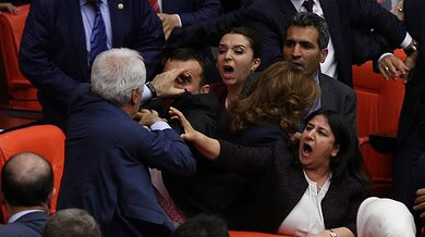 نواب المعارضة التركية