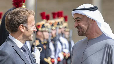 الرئيس الفرنسي مع ولي عهد أبو ظبي