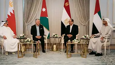 قمة العلمين