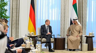 بن زايد وشولتز