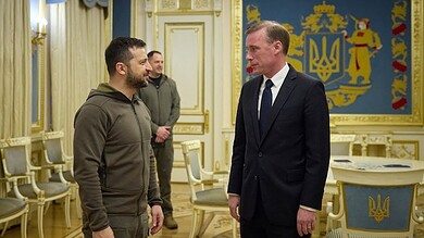 جيك سوليفان مع فولوديمير زيلينسكي