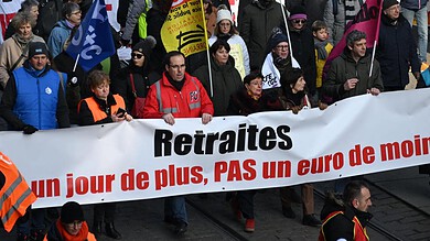 موجة خامسة من الإضرابات العمالية في فرنسا