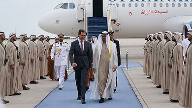 محمد بن زايد مع بشار الأسد