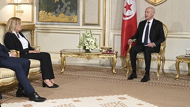 الرئيس التونسي يجدد رفضه لتوطين المهاجرين في بلاده