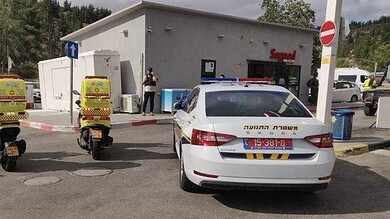 مصرع أربعة مستوطنيين إسرائيليين بعملية إطلاق نار في الضفة الغربية