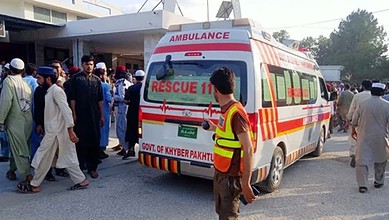 تفجير دموي يستهدف تجمعاً سياسياً موالياً لحركة طالبان في باكستان