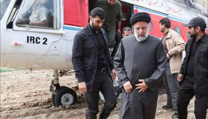 A helicopter carrying the Iranian president made an "emergency landing"