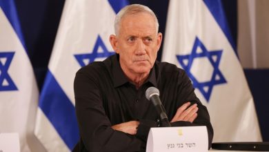 Gantz Threatens to Exit Netanyahu Government