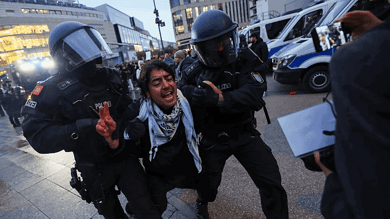 German police arrest supporters of Palestine