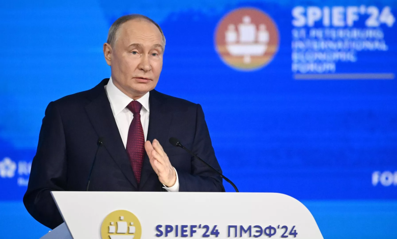 Putin: There is a real race between countries to strengthen sovereignty