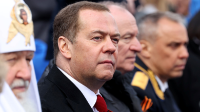 Medvedev asks the German Chancellor to kneel and ask for forgiveness from the Ukrainians