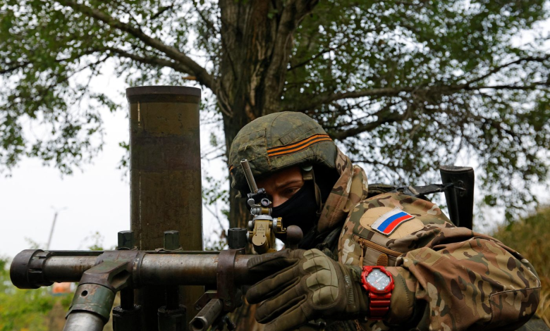 The Russian army takes control of the towns of Sbornoye and Novo Alexandrovka in Donetsk