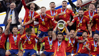 إسبانيا تسحق بريطانيا وتتوج بلقب كأس أوروبا للمرة الرابعة