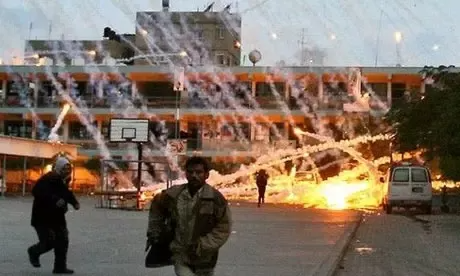 Israel bombs the Gaza Strip with internationally banned weapons