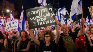 Massive demonstrations in the streets of Israel demanding a deal with Hamas