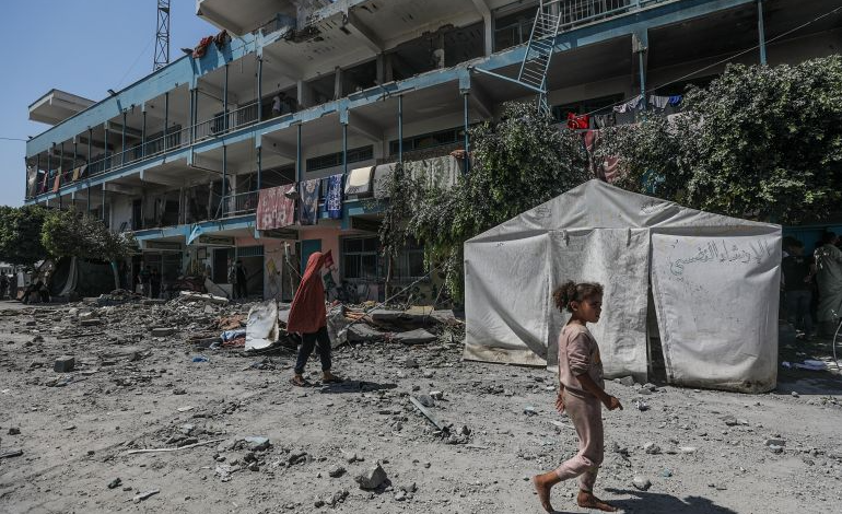 UNRWA Commissioner-General warns of the dangers of losing a generation of children in the Gaza Strip