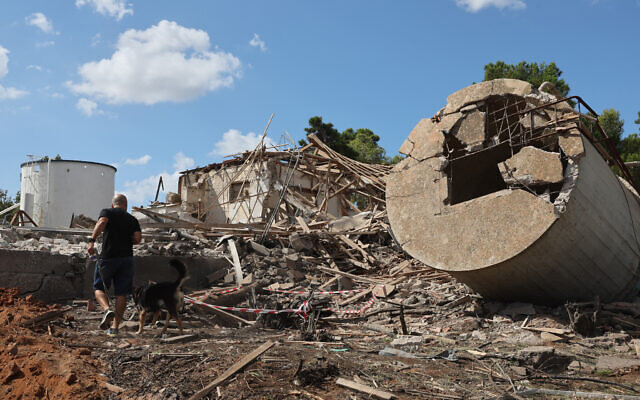 Israeli man follows up with order to build a destructive structure in Hod Hasharon in execution of Iranian missile attack on Israel, October 2, 2024