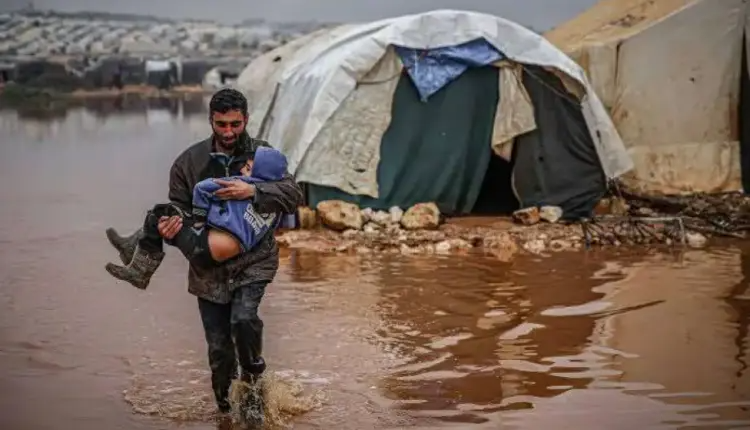 The Israeli occupation commits 4 massacres in Gaza and rain floods the tents of the displaced