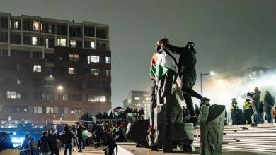 They tore up the Palestinian flag... Israeli fans are attacked in the Netherlands