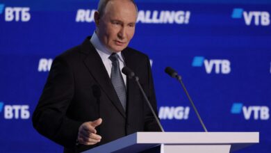 Putin US economic strength will decline as world uses dollar less