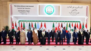 Le sommet arabe d'urgence adopte le plan égyptien pour Gaza, le Hamas salue