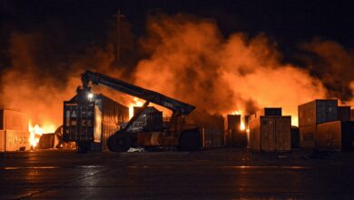 إسرائيل تشنّ عدواناً جوياً على عدة مناطق في سوريا وقواتها تتوغل في درعا