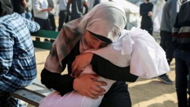 رئيس حزب إسرائيلي يتهم حكومة الفاشي نتنياهو بقتل الأطفال الفلسطينيين كهواية