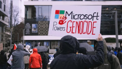 مايكروسوفت تحظر الرسائل التي تحتوي على كلمات مثل "فلسطين" و"غزة" و"إبادة جماعية"
