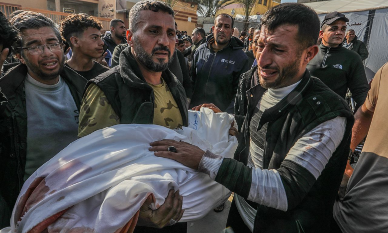 حرب الإبادة على قطاع غزة متواصلة وسط تحذيرات وإدانات دولية لإسرائيل