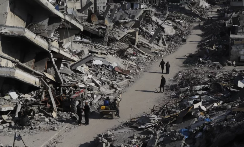 Israeli strikes kill dozens in Gaza