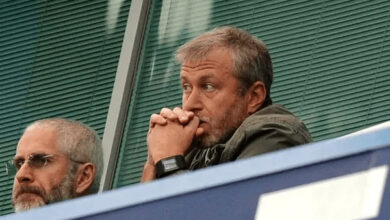 الحكومة البريطانية تهدد المياردير الروسي أبراموفيتش