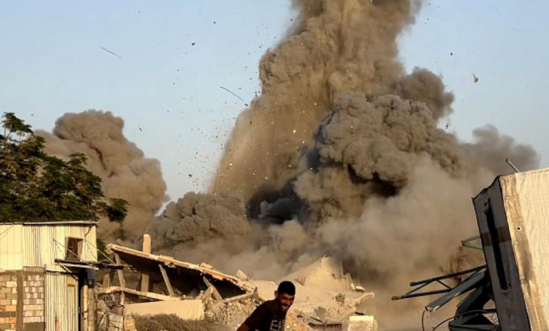 إسرائيل تكثف جرائم الإبادة للفلسطينيين في قطاع غزة