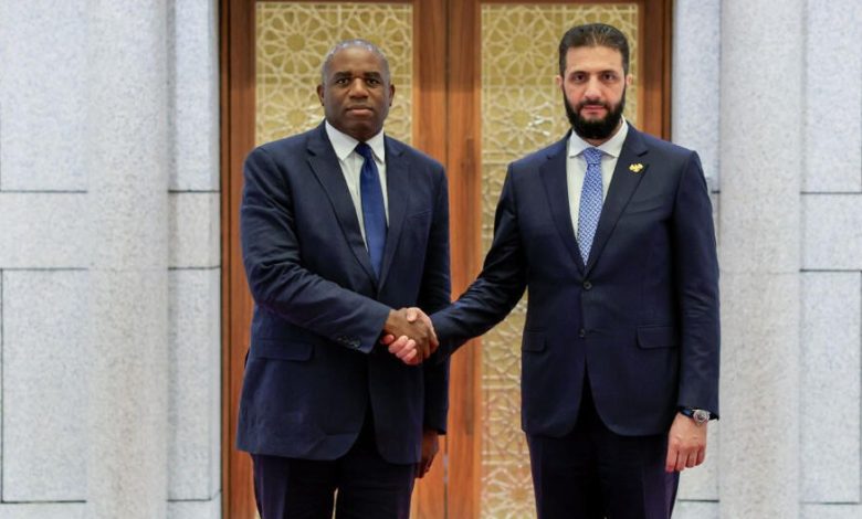 الحكومة البريطانية تعلن استئناف العلاقات الدبلوماسية مع سوريا