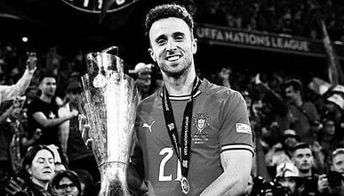 وفاة مهاجم ليفربول ديوغو جوتا بحادث سير في إسبانيا